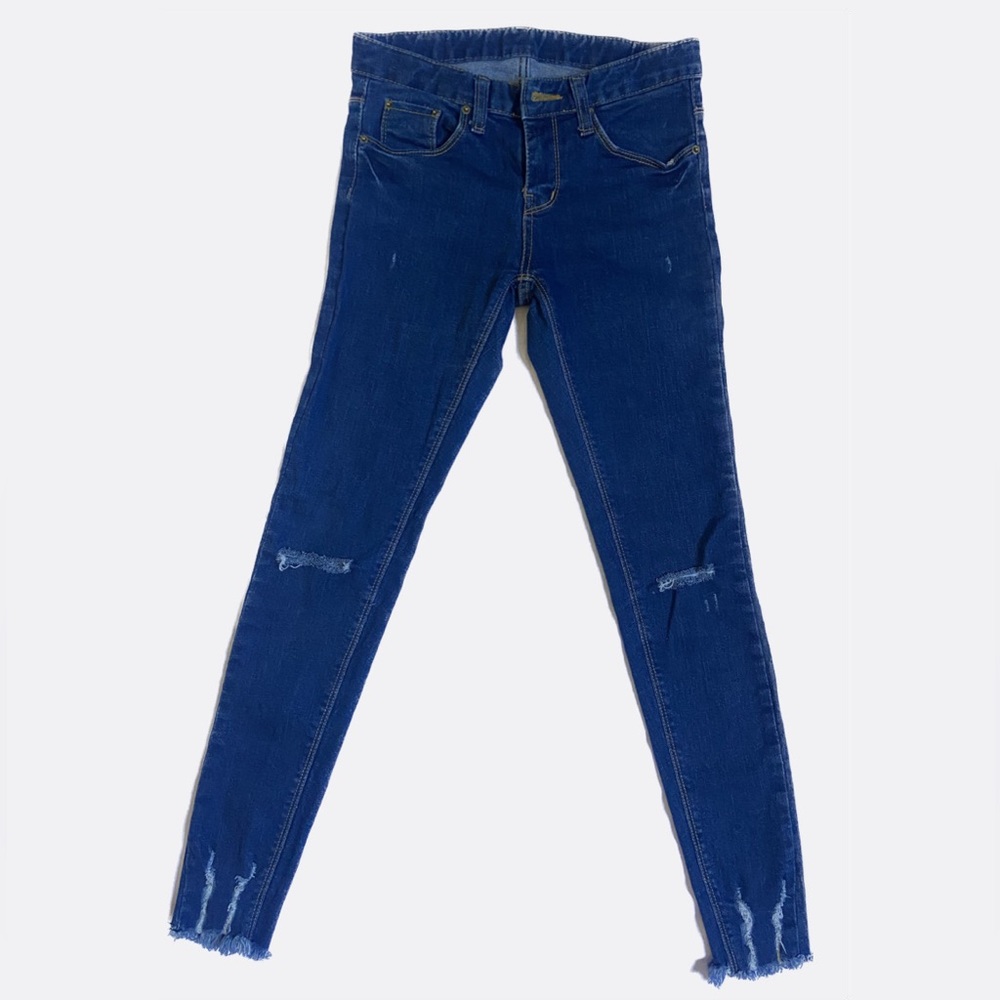 Vintage Distressed Raw Hem Skinny Jeans 👾
